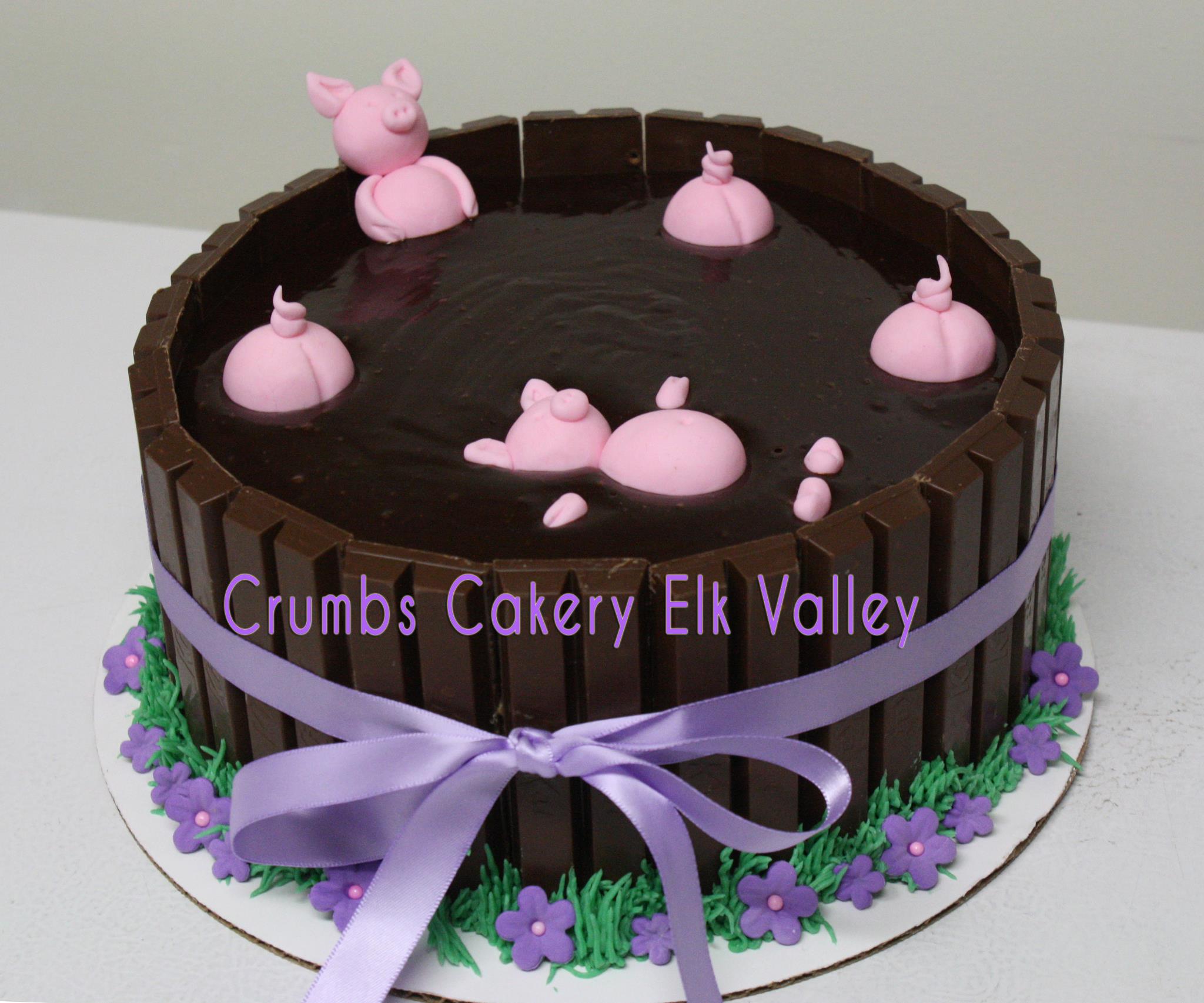 Swimming Piggy Cake